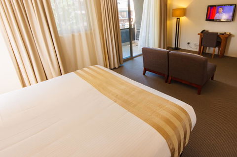 Byron Bay Hotel And Apartments - Tourism Brisbane 8