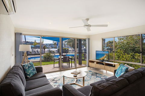 Sails Luxury Apartments Merimbula - Tourism Brisbane 14