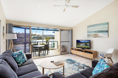 Sails Luxury Apartments Merimbula - Tourism Brisbane 25