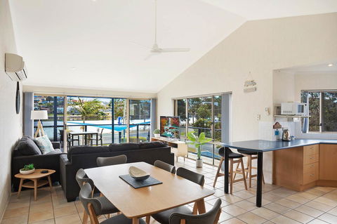 Sails Luxury Apartments Merimbula - Tourism Brisbane 39