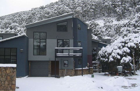 Snowstream 4 - Tourism Brisbane 0