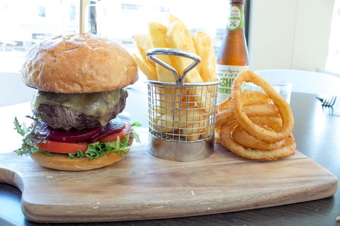 Ibis Newcastle - Tourism Brisbane 4