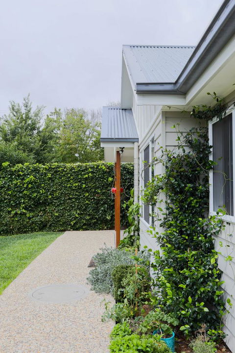 Armidale Cottage - House 2 - Tourism Brisbane 3