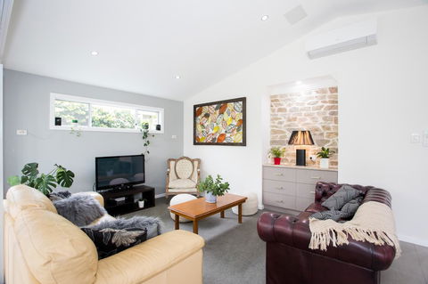 Armidale Cottage - House 2 - Tourism Brisbane 21