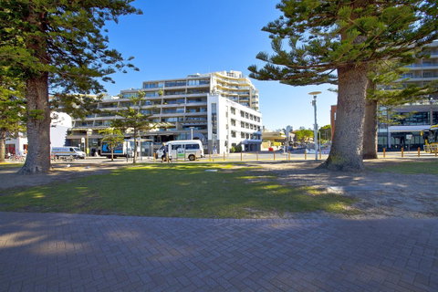 Manly Paradise Motel & Apartments - Tourism Brisbane 20
