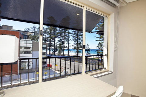 Manly Paradise Motel & Apartments - Tourism Brisbane 10