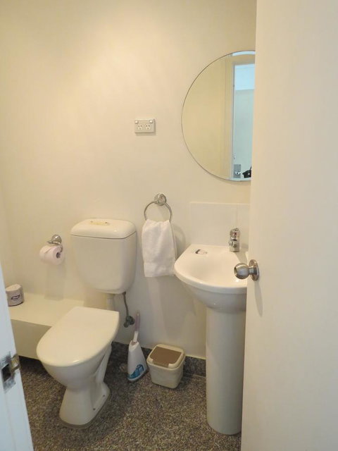 Manly Paradise Motel & Apartments - Tourism Brisbane 30