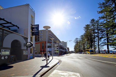 Manly Paradise Motel & Apartments - Tourism Brisbane 5