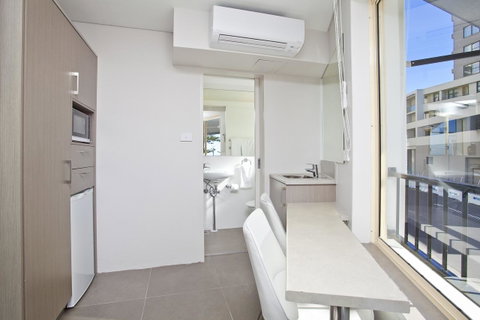 Manly Paradise Motel & Apartments - Tourism Brisbane 6