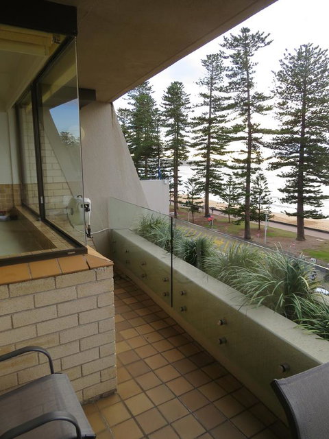 Manly Paradise Motel & Apartments - Tourism Brisbane 40