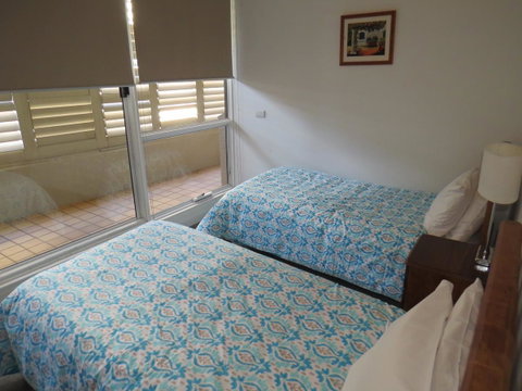 Manly Paradise Motel & Apartments - Tourism Brisbane 32