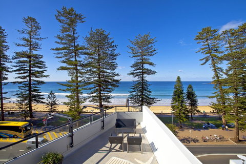 Manly Paradise Motel & Apartments - Tourism Brisbane 19