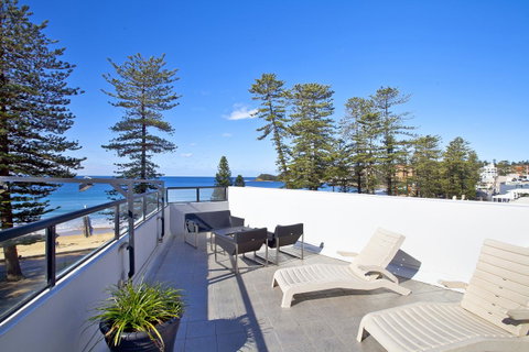 Manly Paradise Motel & Apartments - Tourism Brisbane 17