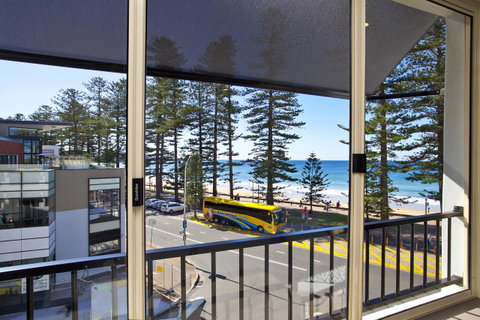 Manly Paradise Motel & Apartments - Tourism Brisbane 4