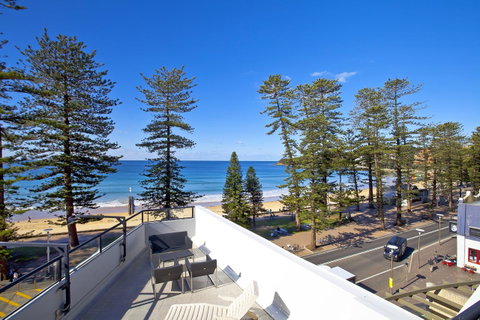 Manly Paradise Motel & Apartments - Tourism Brisbane 16