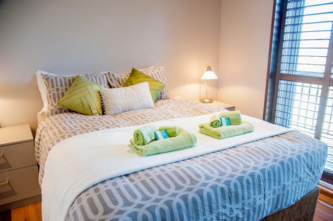 Sinclairs Country Retreat - Brisbane Tourism 8