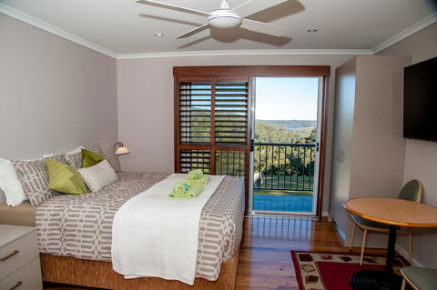 Sinclairs Country Retreat - Brisbane Tourism 0