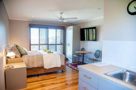 Sinclairs Country Retreat - Brisbane Tourism 6