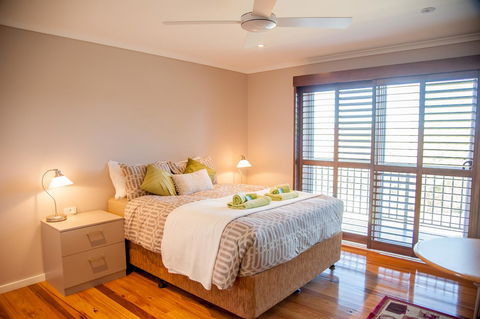 Sinclairs Country Retreat - Brisbane Tourism 12