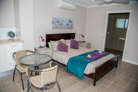 Sinclairs Country Retreat - Brisbane Tourism 33