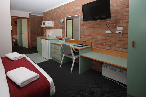 Sapphire Waters Motor Inn - Tourism Brisbane 23