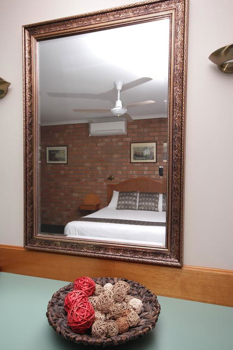 Sapphire Waters Motor Inn - Tourism Brisbane 15