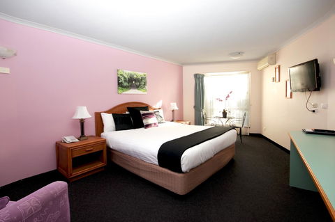 Sapphire Waters Motor Inn - Tourism Brisbane 5