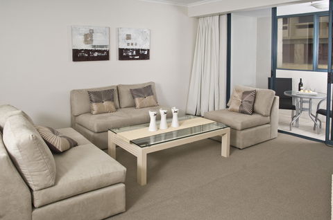 Oaks Sydney Castlereagh Suites - Tourism Brisbane 19