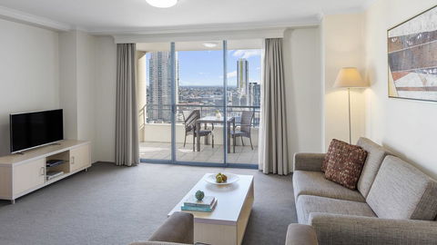 Oaks Sydney Castlereagh Suites - Tourism Brisbane 11