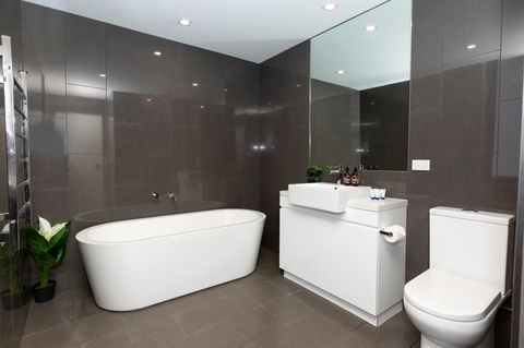 Brand New Executive Apartment - Tourism Brisbane 10