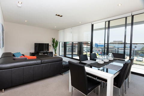 Brand New Executive Apartment - Tourism Brisbane 3