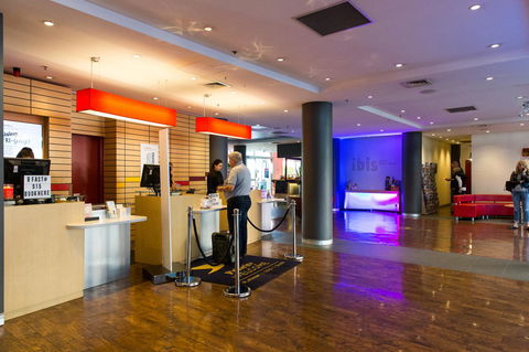 Ibis Sydney Darling Harbour - Tourism Brisbane 24