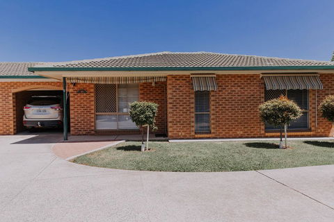 Central Wagga Self Catering Apartment - Tourism Brisbane 2