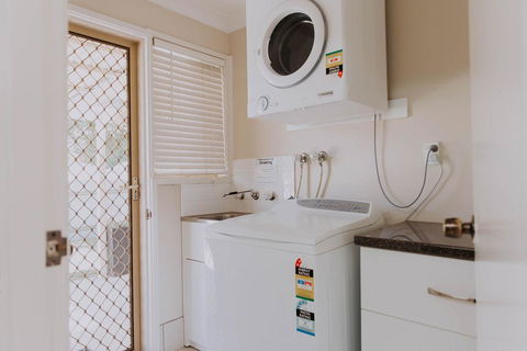Central Wagga Self Catering Apartment - Tourism Brisbane 12