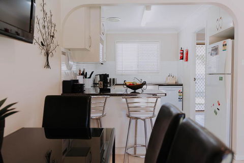 Central Wagga Self Catering Apartment - Tourism Brisbane 6
