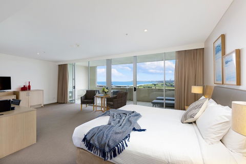 Sage Hotel Wollongong - Brisbane Tourism 0