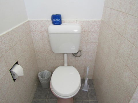 Allonville Gardens Motel - Tourism Brisbane 28