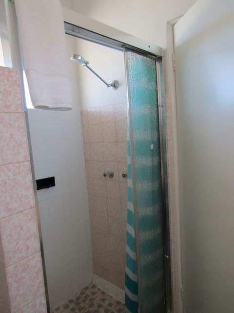 Allonville Gardens Motel - Tourism Brisbane 27