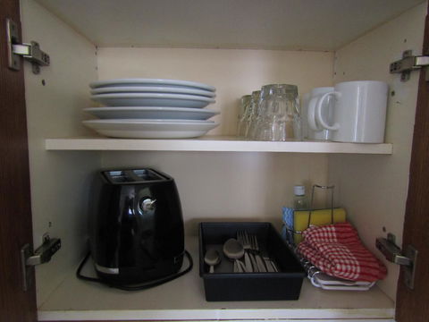 Allonville Gardens Motel - Tourism Brisbane 26