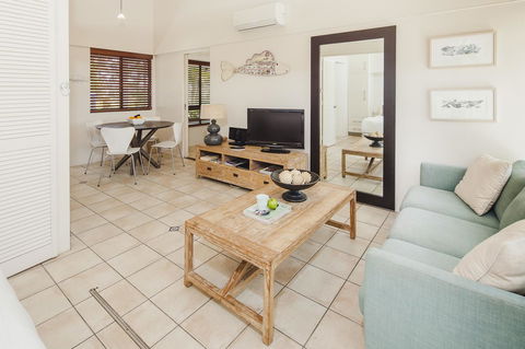 Julians Apartments - Tourism Brisbane 17