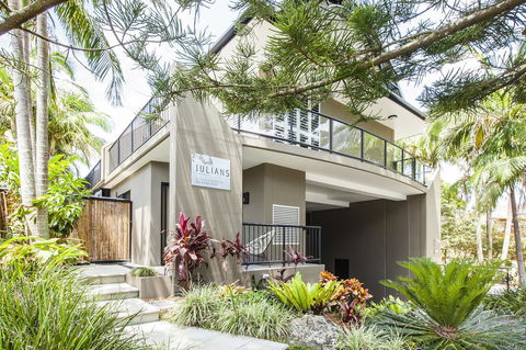 Julians Apartments - Tourism Brisbane 0