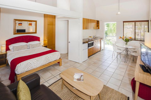 Julians Apartments - Tourism Brisbane 21