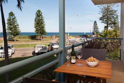 Waterview Beach Apartment - Brisbane Tourism 13
