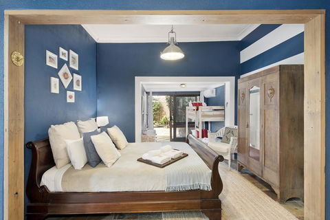 Designer Studios Manly - Tourism Brisbane 11
