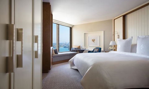 Four Seasons Hotel Sydney - Tourism Brisbane 4