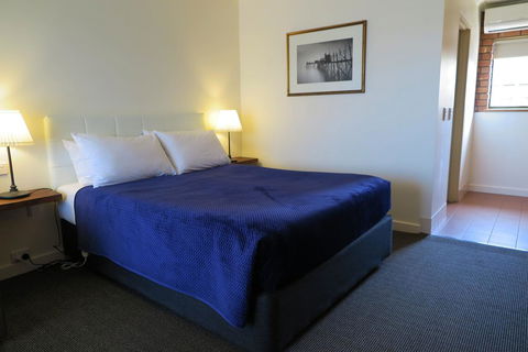 Summerhill Motor Inn - Tourism Brisbane 6
