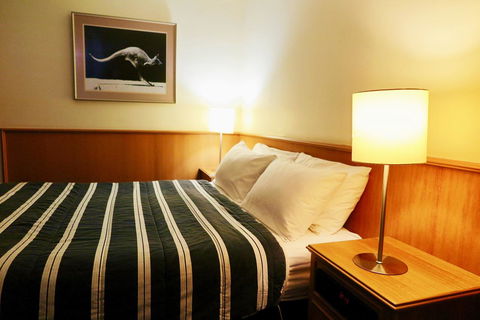 Summerhill Motor Inn - Tourism Brisbane 5