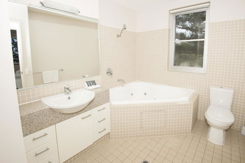 Grandview Apartments - Tourism Brisbane 37