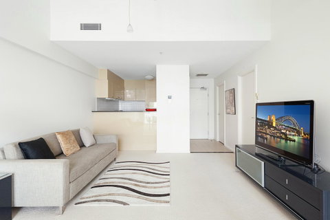 Waterfront Apartment On Sydney Harbour - Brisbane Tourism 7
