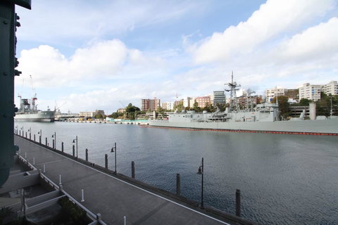 Waterfront Apartment On Sydney Harbour - Brisbane Tourism 13